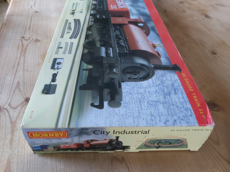 hornby city industrial train set